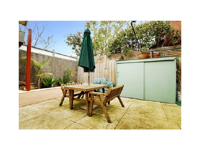 2 Davis Street, Elsternwick VIC 3185