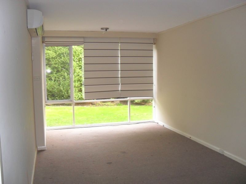 2/23 Fitzgibbon Crescent, Caulfield North VIC 3161