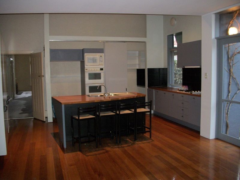 13 Dawson Avenue, Brighton VIC 3186