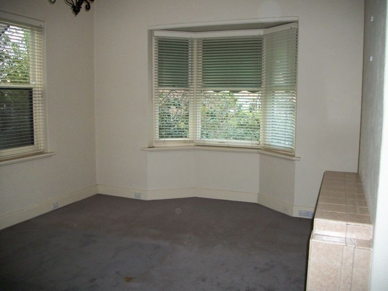 13 Dawson Avenue, Brighton VIC 3186