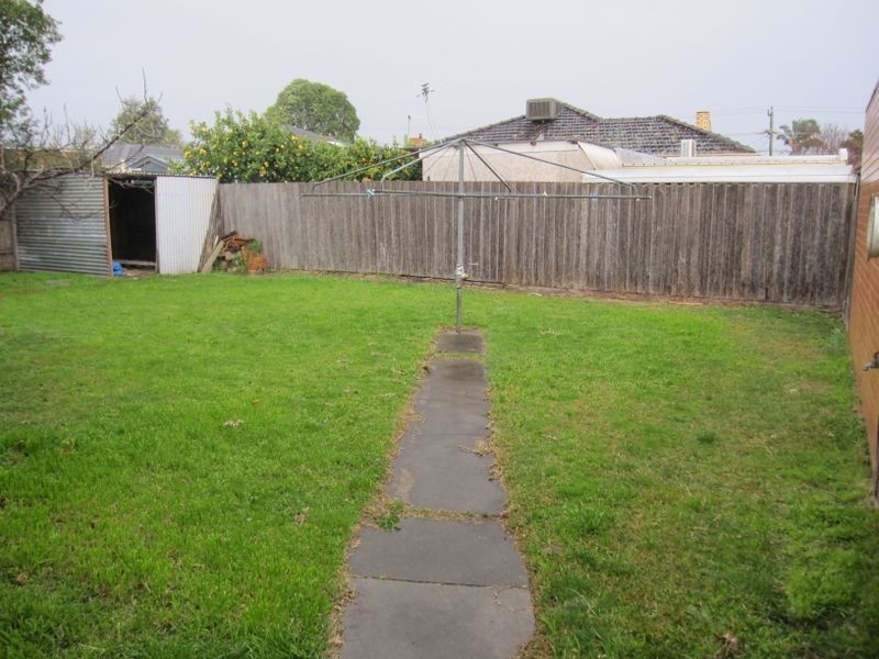 10 Opal Court, Bentleigh VIC 3204