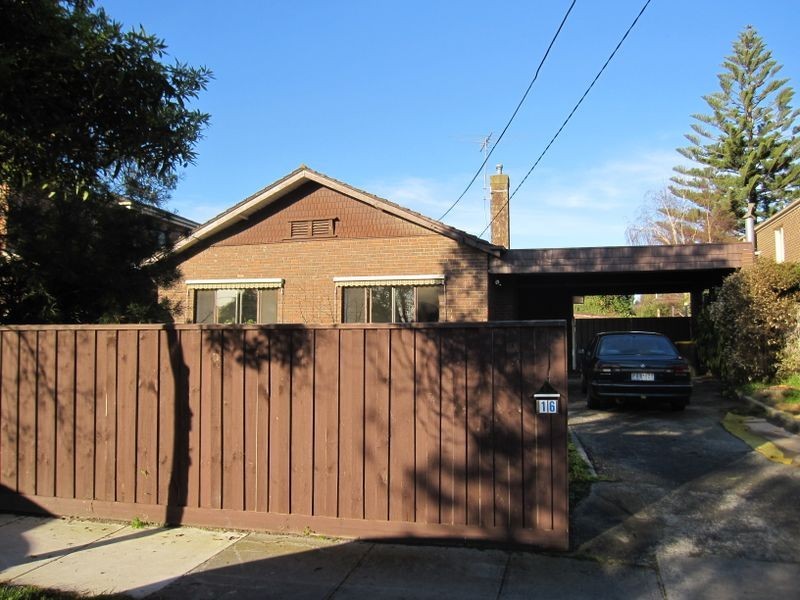 16 Ash Grove, Caulfield South VIC 3162