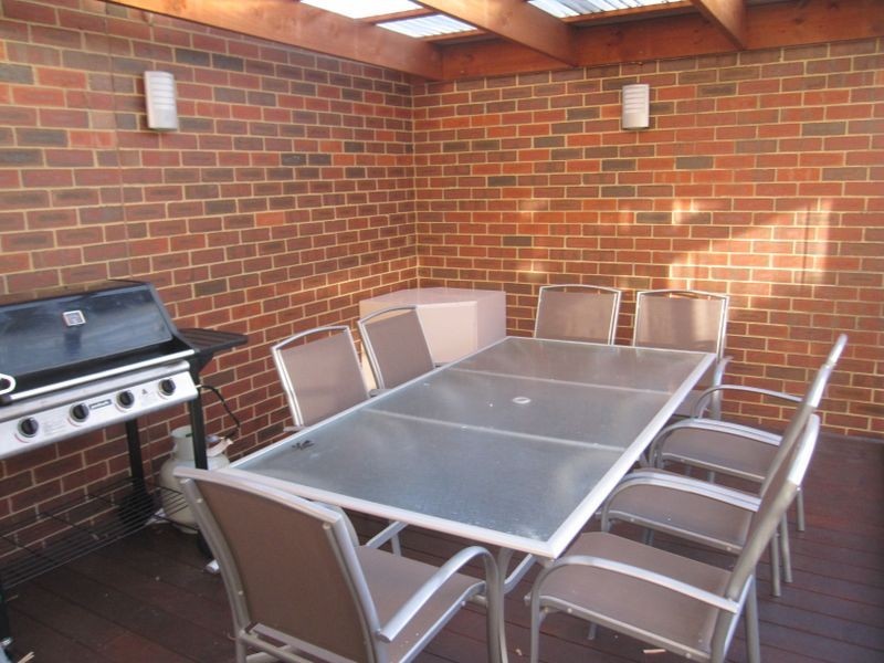 1/23 Ash Grove, Caulfield VIC 3162