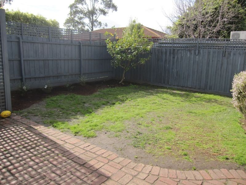 9A Filbert Street, Caulfield South VIC 3162