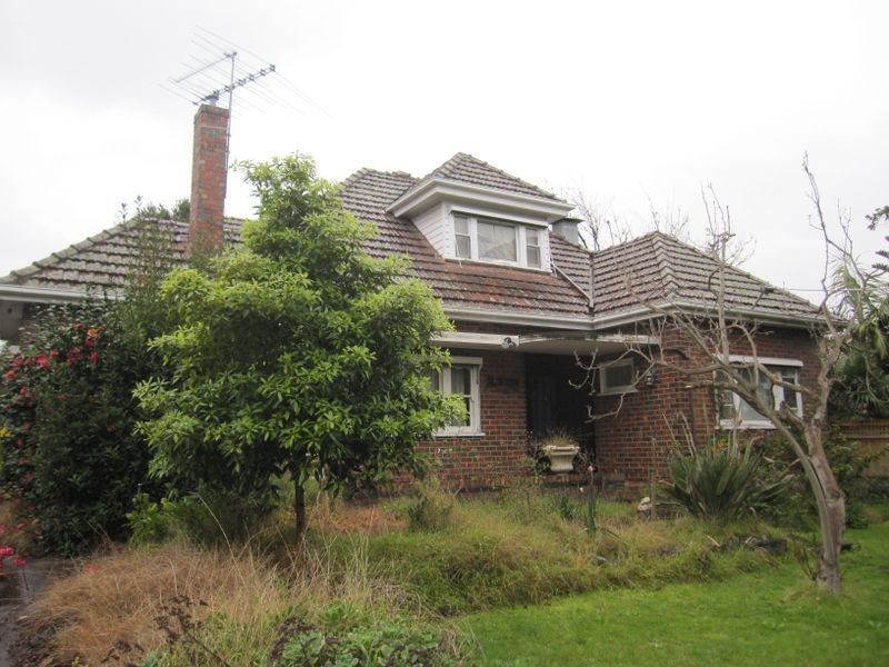 2 Findon Avenue, Caulfield North VIC 3161