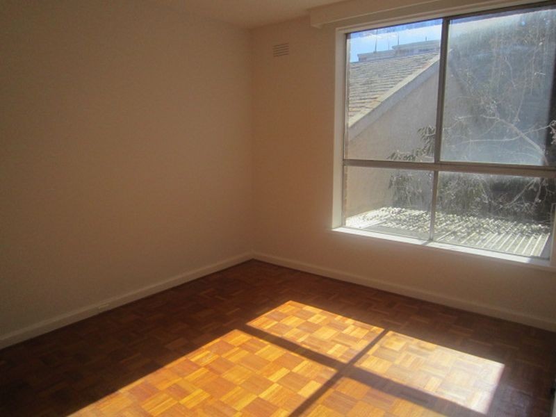 4/9A Tennyson Street, Elwood VIC 3184