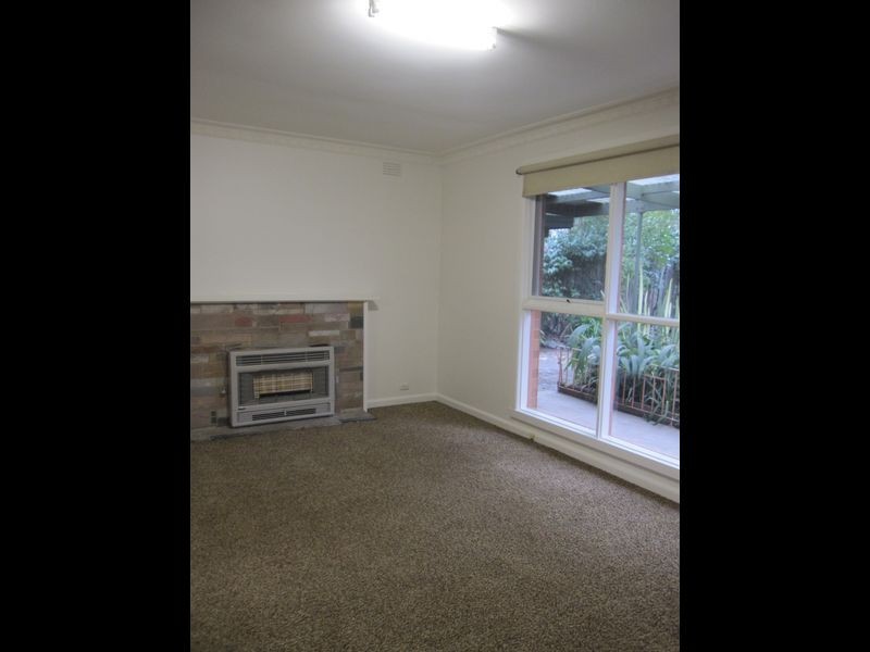 513 Mount Dandenong Road, Kilsyth VIC 3137