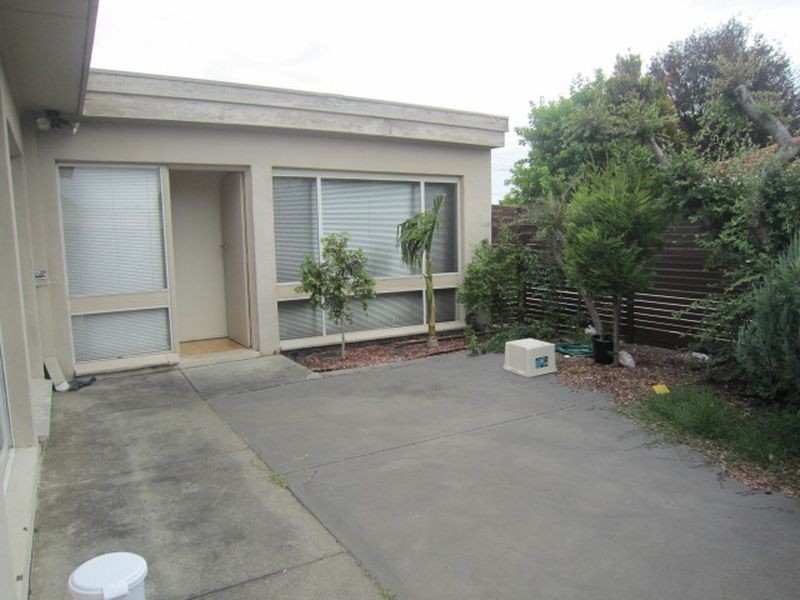 6/135-140 Athol Road, Springvale South VIC 3172