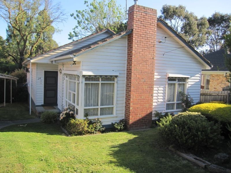 24 Leonard Street, Burwood VIC 3125