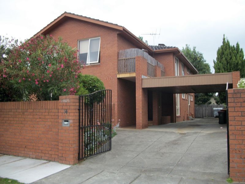 14a Almond Street, Caulfield South VIC 3162