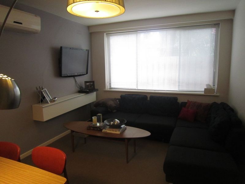 3/2 Woodstock Street, St Kilda East VIC 3183