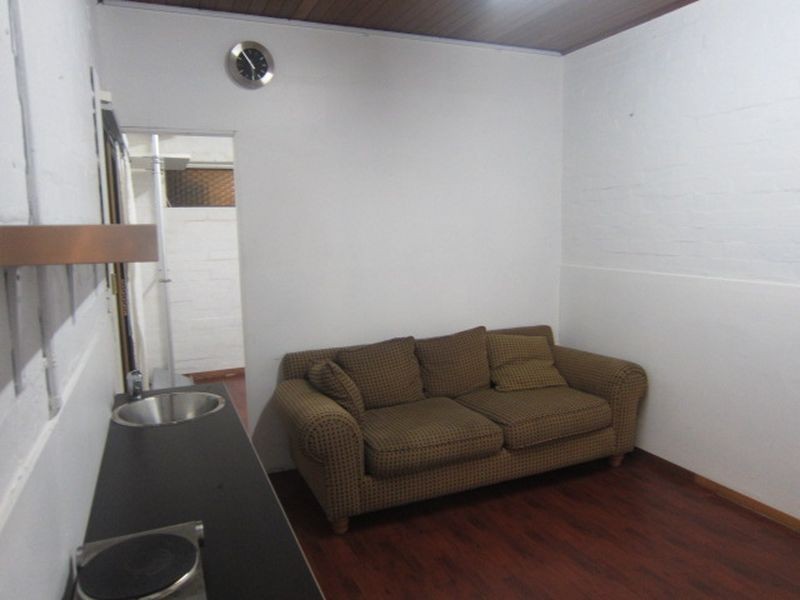 Front 95 North Road, Brighton VIC 3186