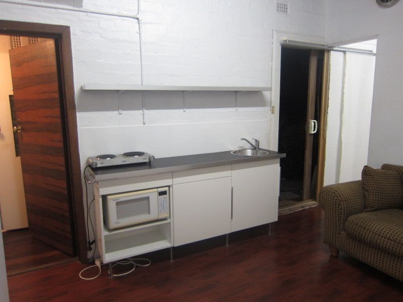 Front 95 North Road, Brighton VIC 3186