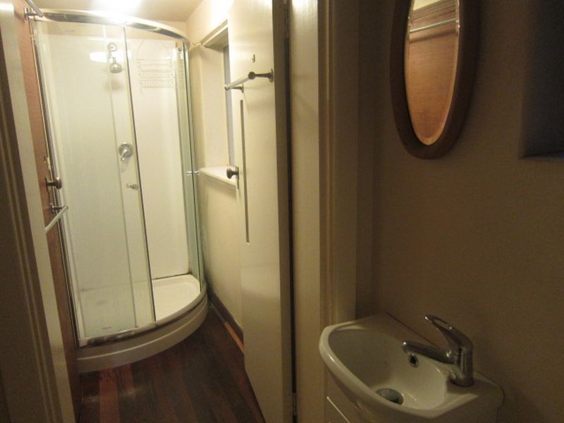 Front 95 North Road, Brighton VIC 3186