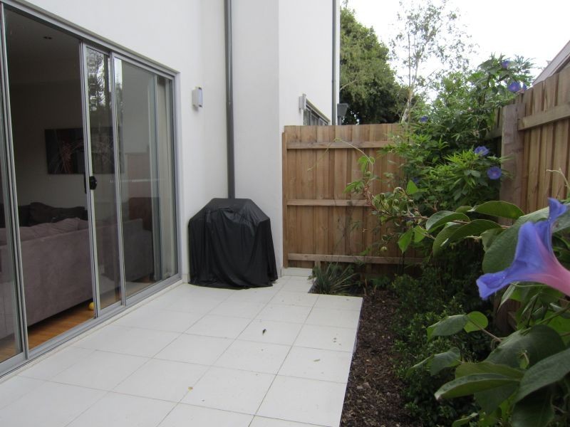 4/7 Maroona Road, Carnegie VIC 3163