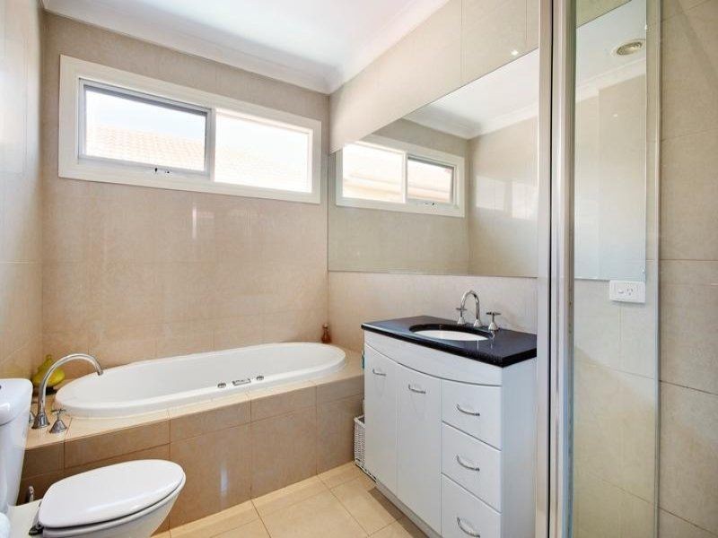 3A Ludbrook Avenue, Caulfield South VIC 3162