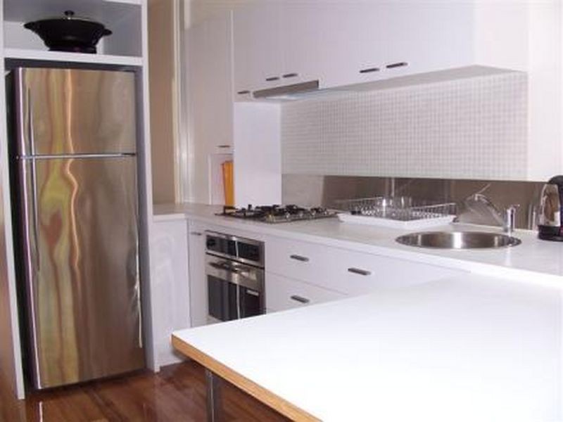 4/12 Wyuna Road, Caulfield North VIC 3161