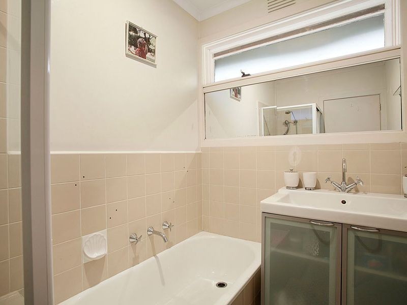 3/60 Woornack Road, Carnegie VIC 3163