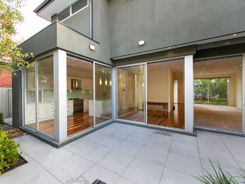 60 Riddell Parade, Elsternwick VIC 3185