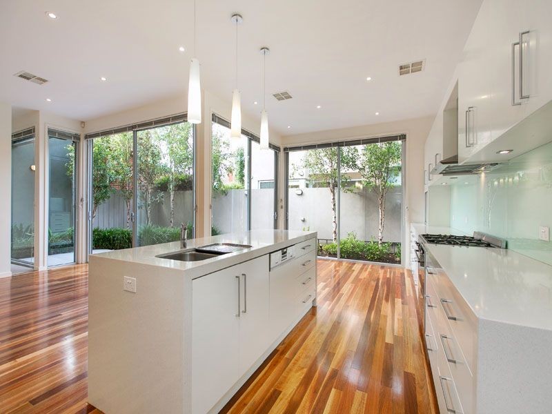 60 Riddell Parade, Elsternwick VIC 3185