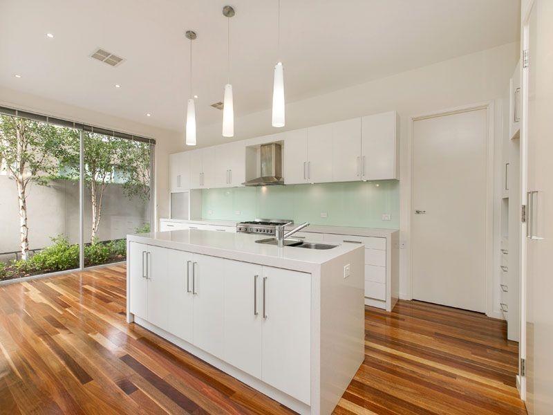 60 Riddell Parade, Elsternwick VIC 3185