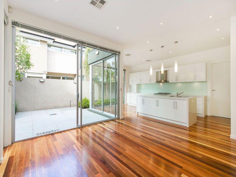60 Riddell Parade, Elsternwick VIC 3185