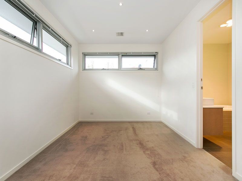 60 Riddell Parade, Elsternwick VIC 3185
