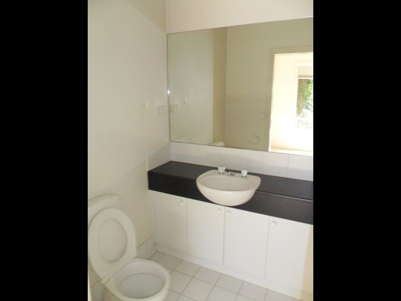 1/20 Buckingham Avenue, Bentleigh VIC 3204