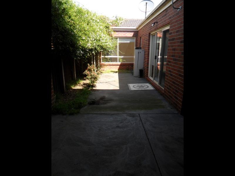 1/20 Buckingham Avenue, Bentleigh VIC 3204