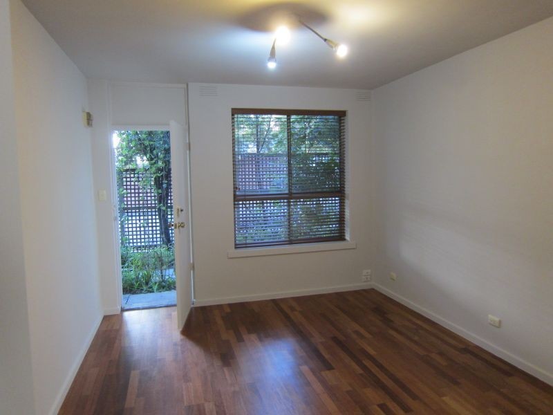 4/50 Wellington Street, St Kilda VIC 3182