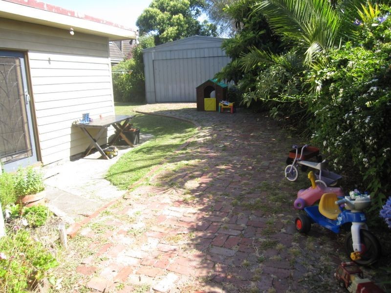 10 Foster Avenue, Glen Huntly VIC 3163