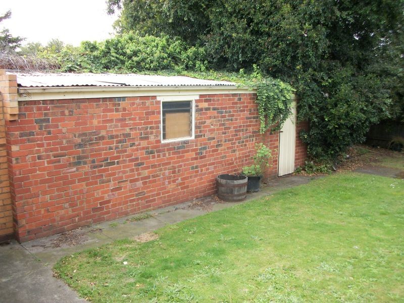 15 Louise Street, Brighton East VIC 3187