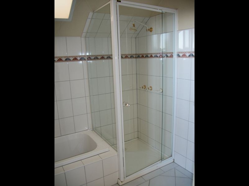 26a Seaview Street, Caulfield South VIC 3162