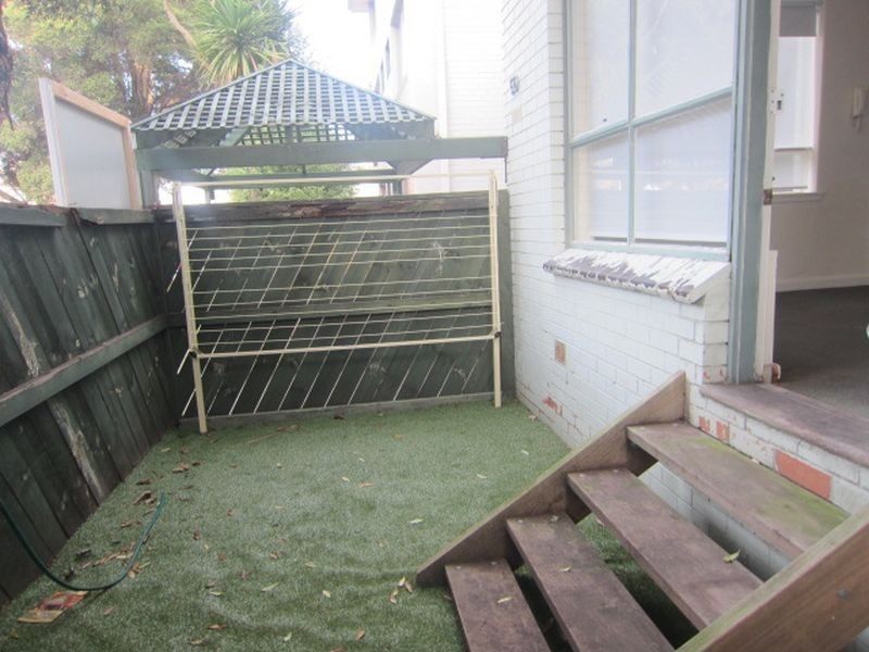 3/56 Byron Street, Elwood VIC 3184