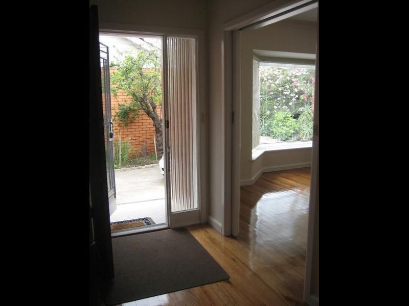 4/15 Alexandra Street, St Kilda East VIC 3183