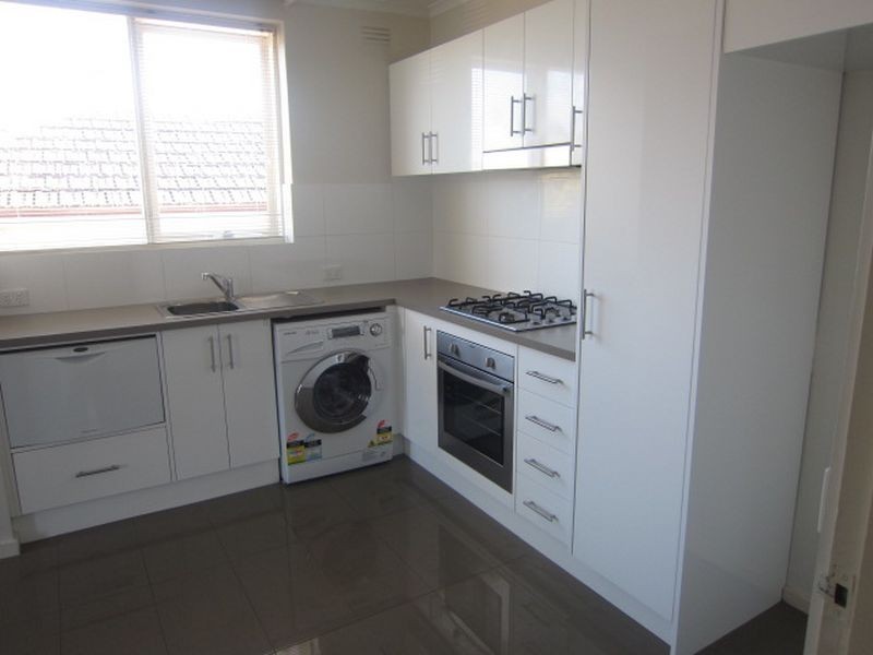 4/40 Sycamore Grove, St Kilda East VIC 3183