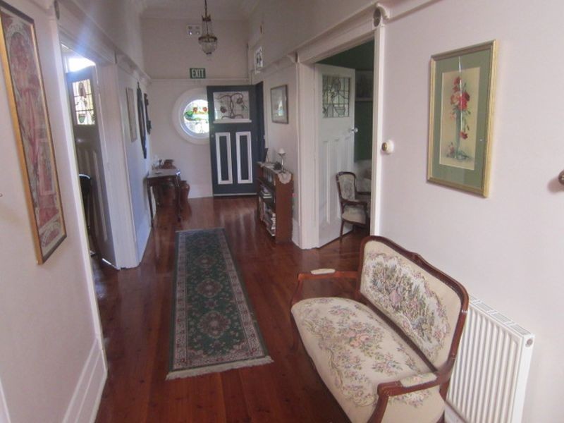 24 Parkside Street, Elsternwick VIC 3185