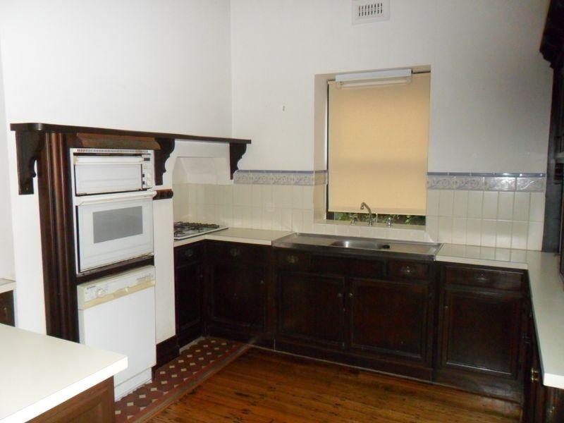 1 Farleigh Grove, Brighton VIC 3186