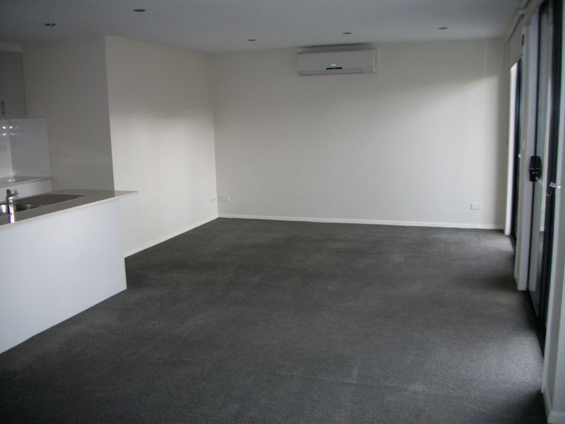 1/329 Neerim Road, Carnegie VIC 3163