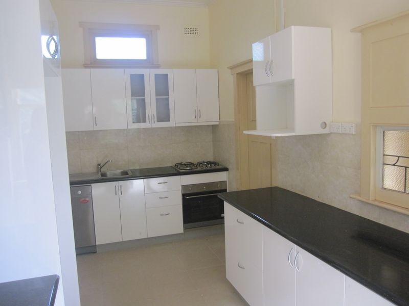 8A Griffiths Street, Caulfield South VIC 3162