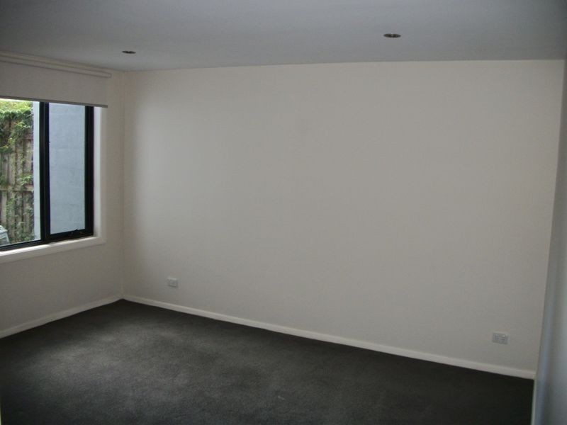 1/329 Neerim Road, Carnegie VIC 3163