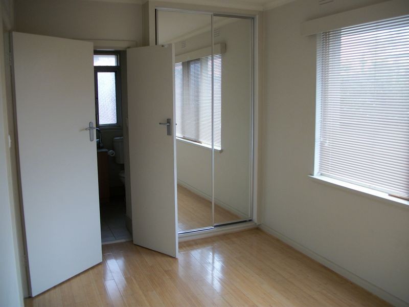 5/27 Gourlay Street, St Kilda East VIC 3183