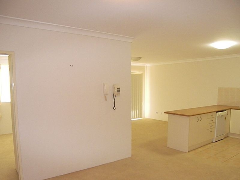 2/10-14 Preston Avenue, Engadine NSW 2233