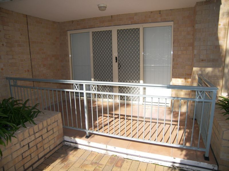 2/10-14 Preston Avenue, Engadine NSW 2233