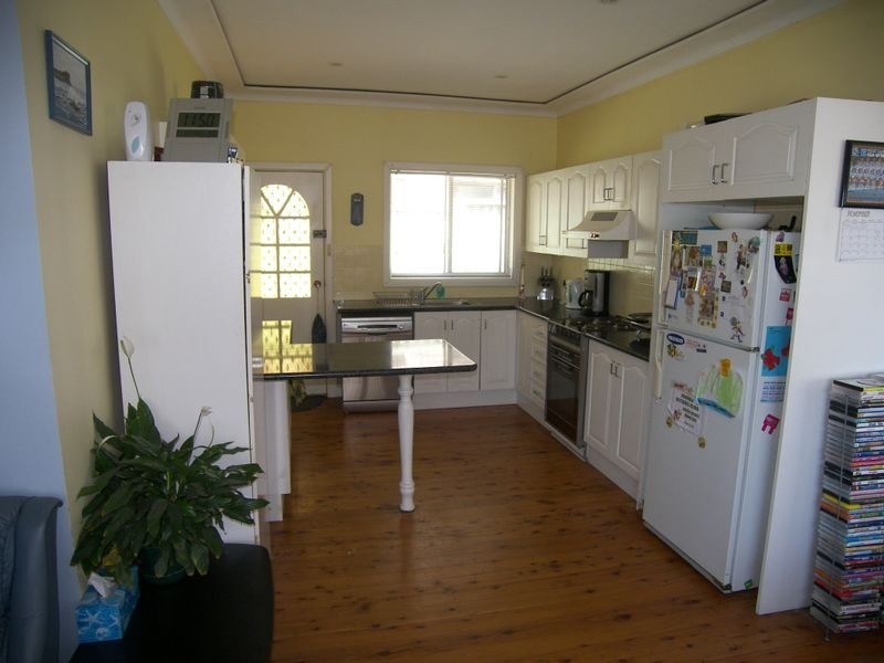 16 Pambula Road, Engadine NSW 2233