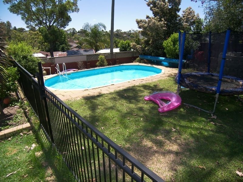 16 Pambula Road, Engadine NSW 2233