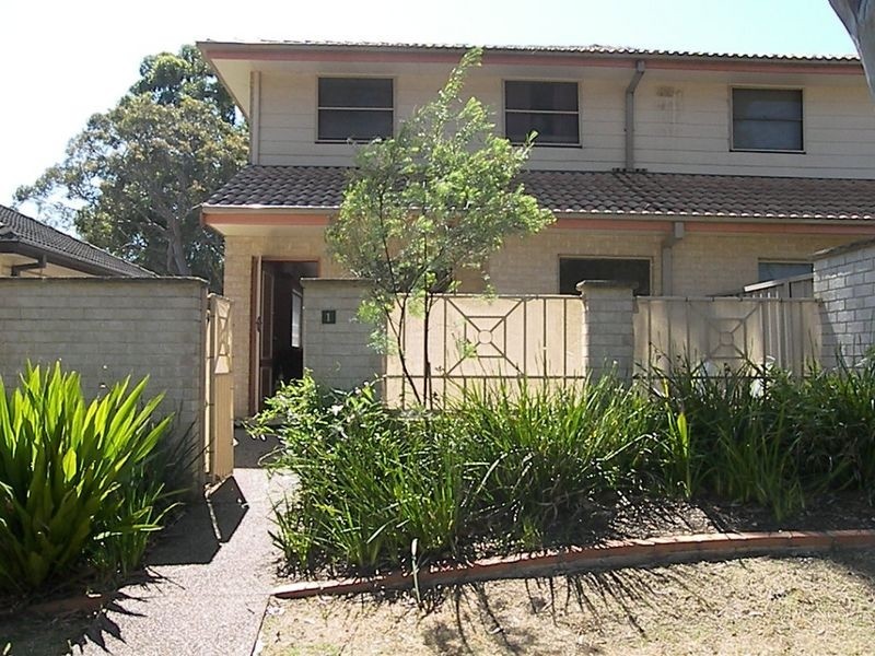 1/82 Banksia Avenue, Engadine NSW 2233