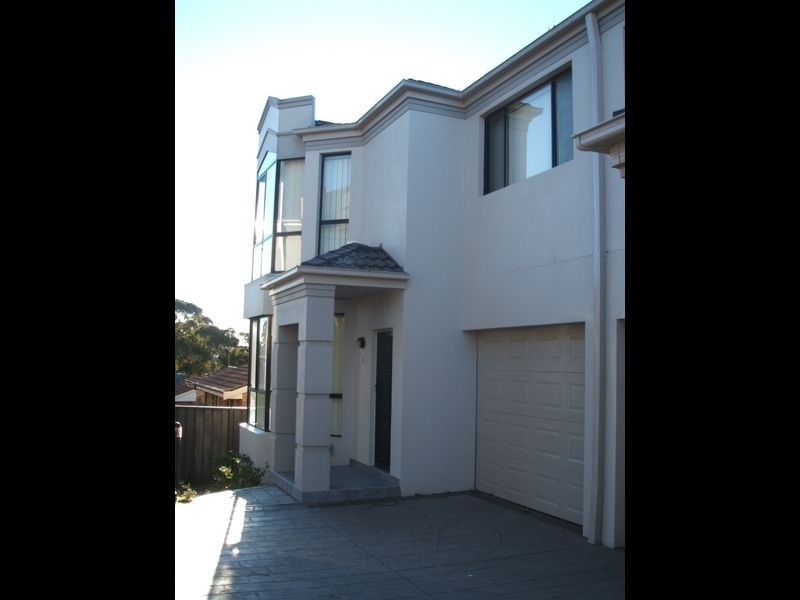 9/91 Caldarra Avenue, Engadine NSW 2233