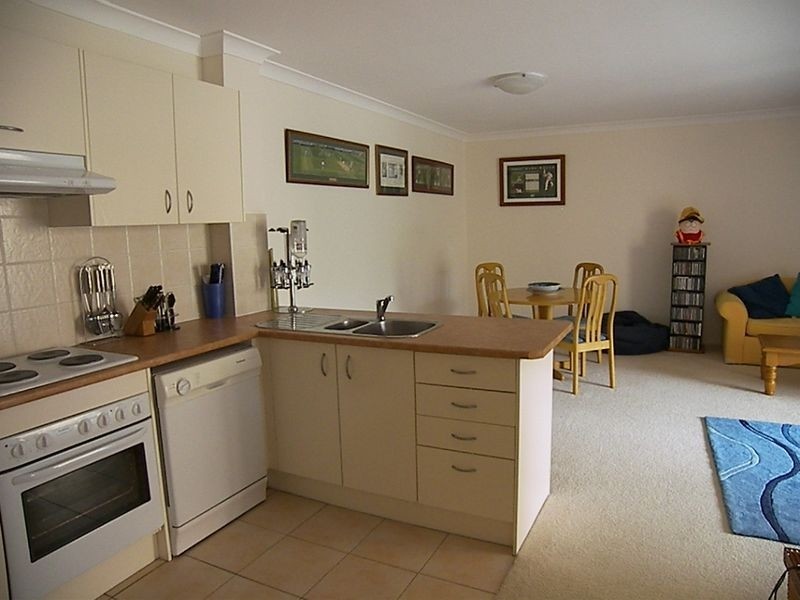 18/10-14 Preston Avenue, Engadine NSW 2233