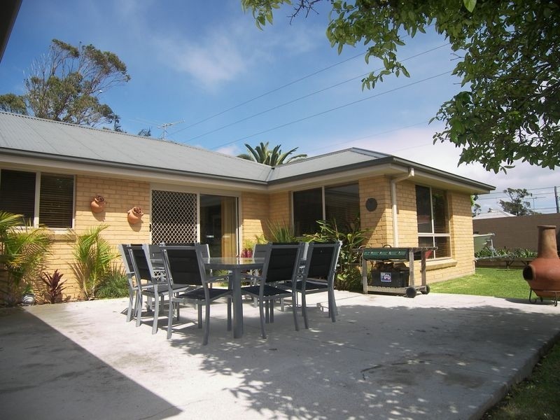 5 Wilson Parade, Heathcote NSW 2233